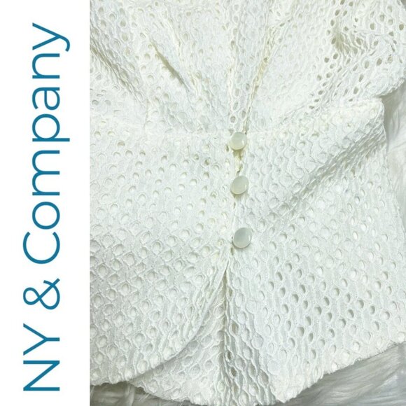NWT NEW YORK & COMPANY EVA MENDES WHITE EYELET PEPLUM BLOUSE, SIZE MEDIUM - Picture 6 of 8